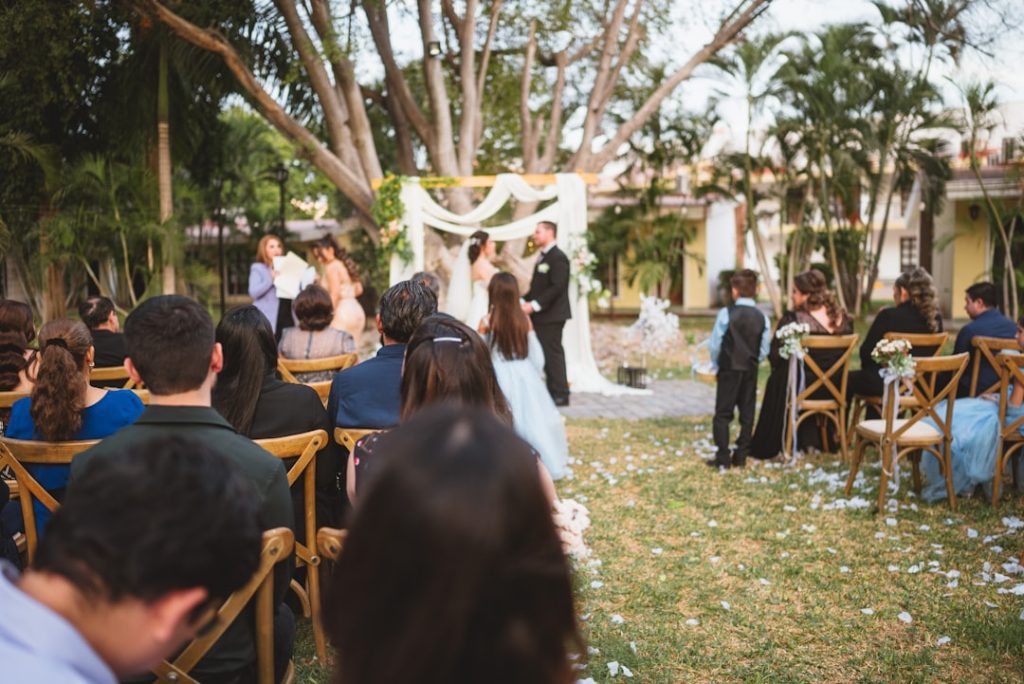 Decoración floral silvestre: estilos y tendencias para bodas en fincas de Madrid