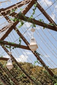Iluminación decorativa: claves para ambientar bodas en fincas de Madrid