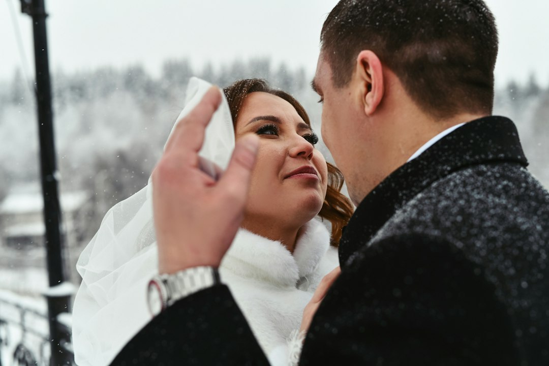 Mantelería de invierno: tejidos, colores y estilos para bodas en Madrid
